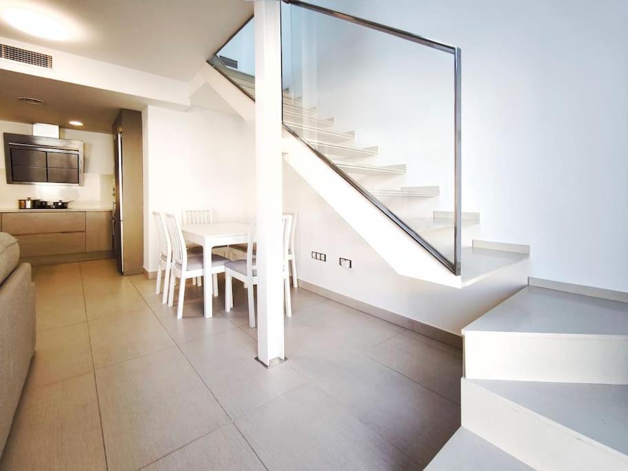 Moderno Apartamento Duplex En Terrassa Centro Extérieur photo