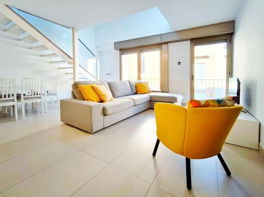 Moderno Apartamento Duplex En Terrassa Centro Extérieur photo